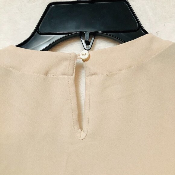 Forever 21 Nude Sheer Short Sleeve Blouse - Picture 5 of 5